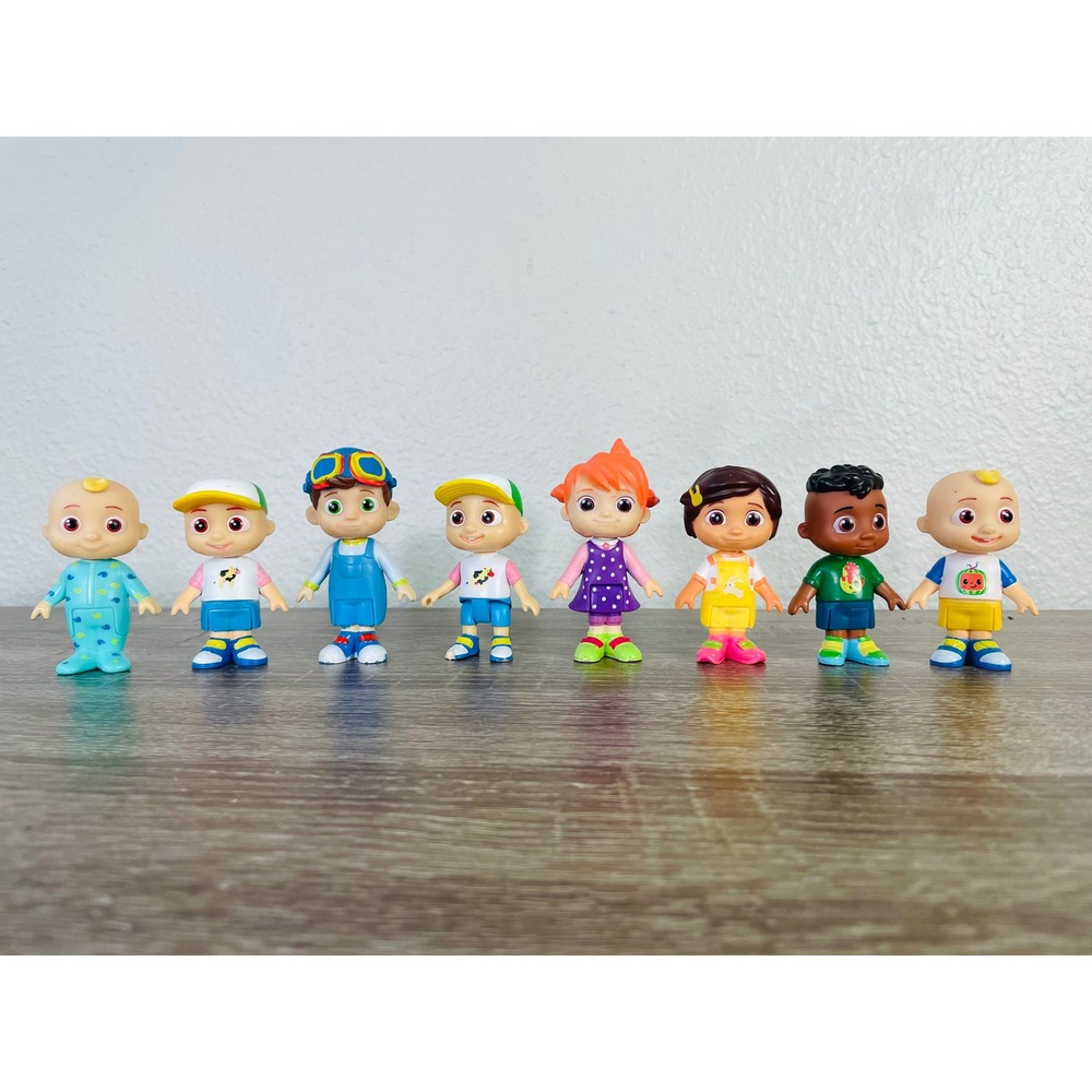 CoComelon Friends & Family 8 Figure Set Jazwares JJ TomTom YoYo Cody Nina Toy